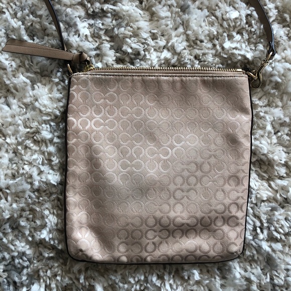 Coach crossbody bag - Picture 3 of 3